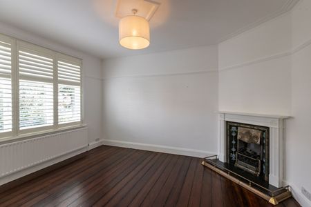 5 Bed Semi-Detached House, Burbage Road, SE24 - Photo 2