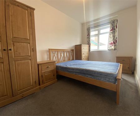 Flat 3, 84 Lincoln Road, Peterborough - Photo 3