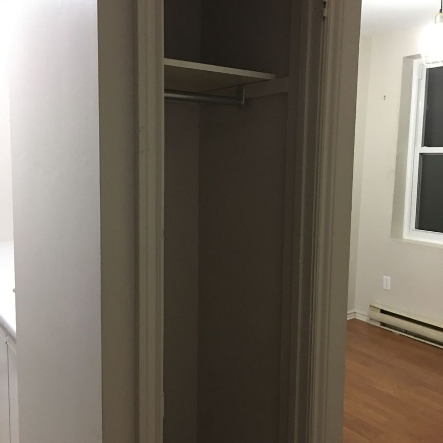 For Lease - 428 George Street Unit# 2, Peterborough Central, Ontario - Photo 1