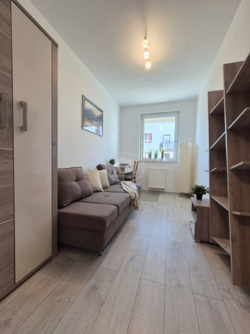 Super M3, Miejsce postojowe, Blisko tramwaj,autobu - Zdjęcie 3