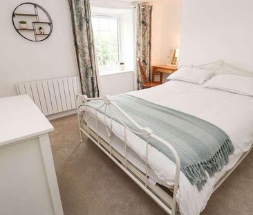 Hillside, St Austell, PL25 - Photo 3