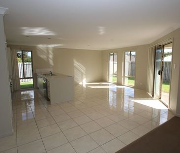 4 Parkhill Avenue, QLD 4655, Wondunna - Photo 5