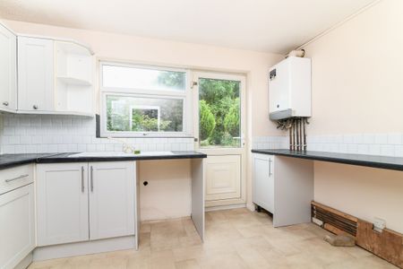 2 bedroom house to rent Newman Way, Rednal, Birmingham, West Midlands, B45 - Photo 5