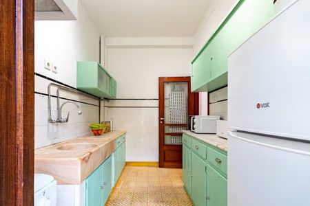 Avenida de Fernão de Magalhães, Porto, Braga - Photo 2