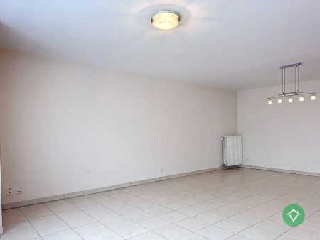 Appartement met 2 slaapkamers en 2 terrassen te Koekelare - Photo 2