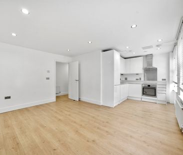 London Road, Enfield, EN2 - Photo 1