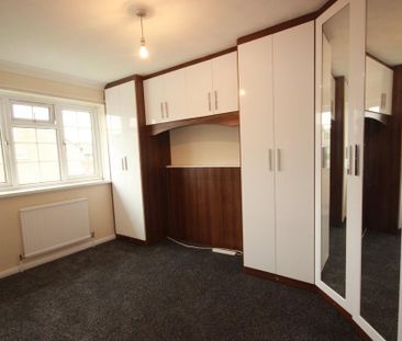 3 bedroom house to rent - Photo 2