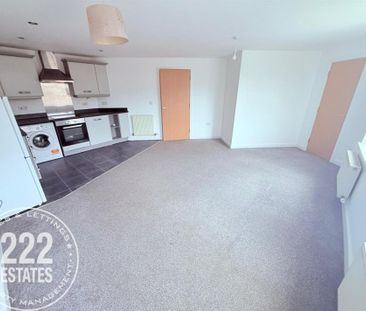 Redfearn Walk - Warrington - WA2 - Photo 1