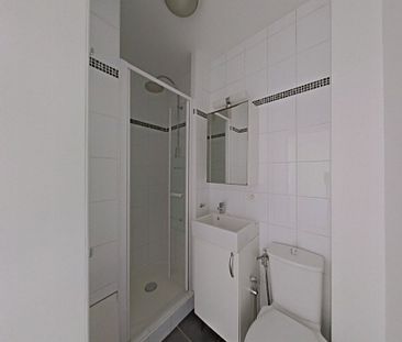 STUDIO A LOUER - PARIS 20EME ARRONDISSEMENT Charonne 3 - 17.04 m - 814 € - Photo 4