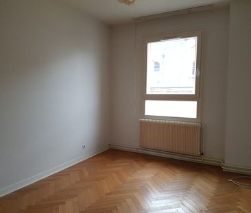 Location Appartement 4 pièces 97m² NANCY 54000 - Photo 4