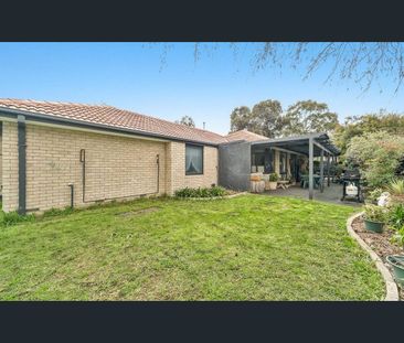 24 Gattinara Drive, Frankston, Vic 3199 - Photo 4