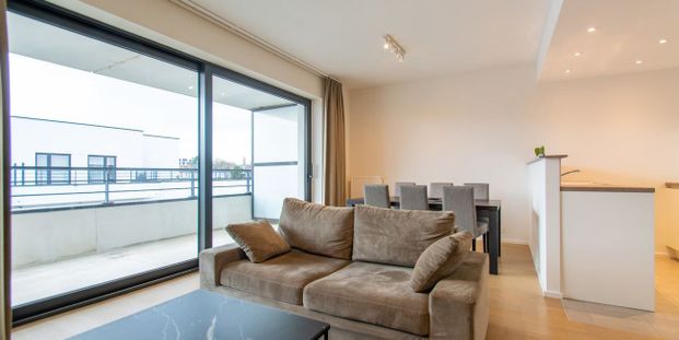 Appartement te huur in Evere voor € 1.550 met 2 slaapkamers - Photo 1