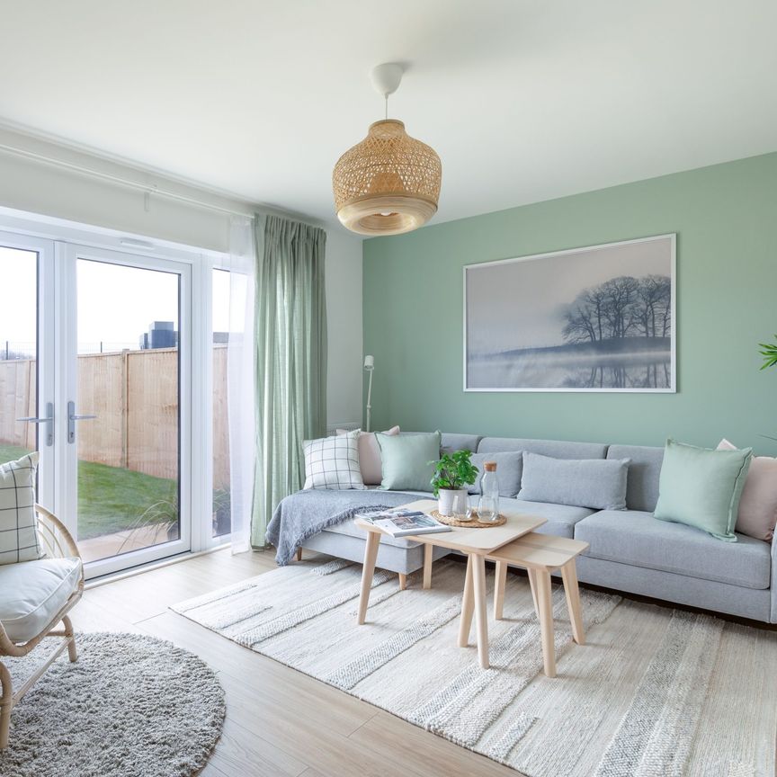 The Chater - Photo 1