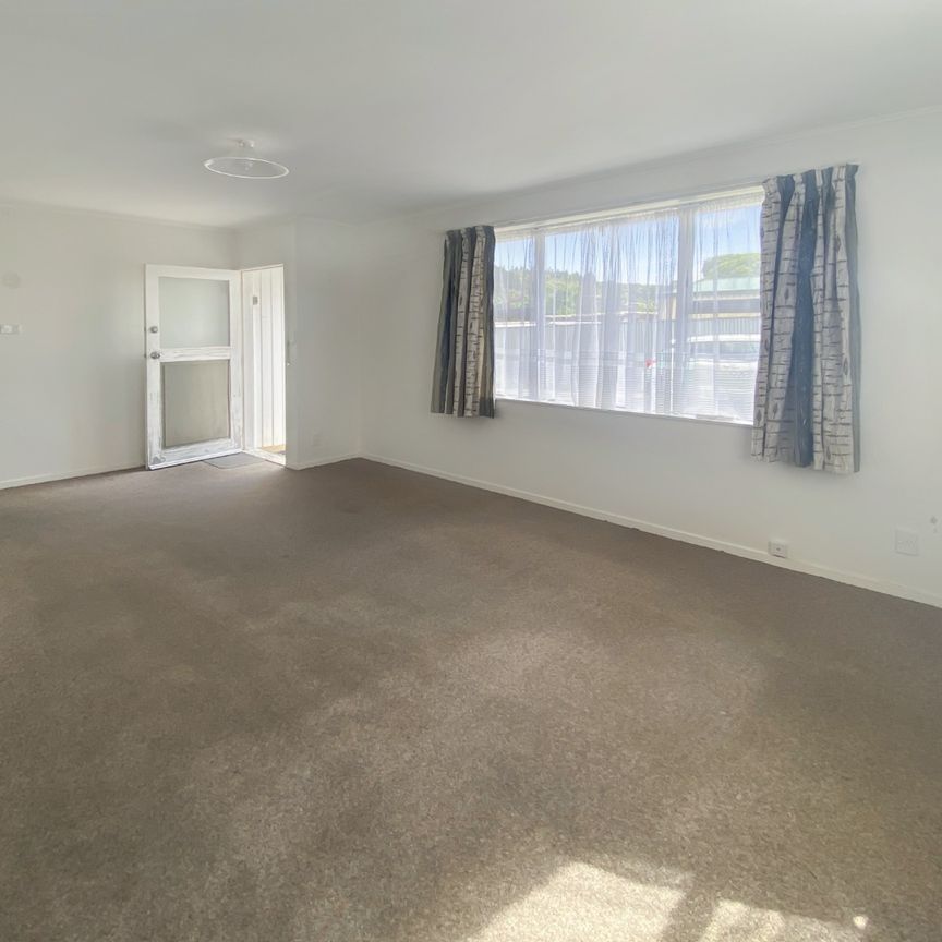 Stokes Valley 2 Bedroom Unit - Photo 1