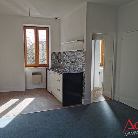 Location Appartement 1 pièce 23m² - Photo 3