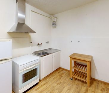 2.5P - Rondinella 1B - Available from May 01 - Offices - Photo 4