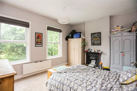 3 bedroom semi-detached house to rent - Photo 4