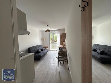Location Appartement 1 pièce 18m² LA ROCHELLE 17000 - Photo 2
