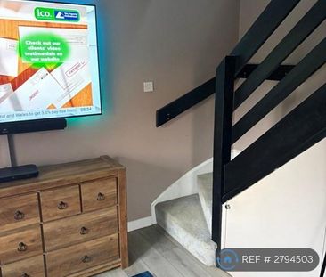 2 bedroom end of terrace house to rent - Photo 3