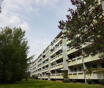 3-Raumwohnung mit Balkon und fantastischem Ausblick - Photo 2