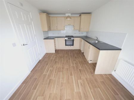 4 bedroom townhouse to rent - Photo 5