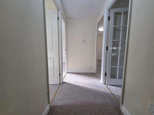 Harper Close, Oakwood, London, N14 - Photo 1