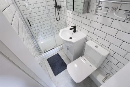 6 bedroom house to rent - Photo 4