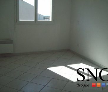 T2 AVEC BALCON+PARKING - Photo 3