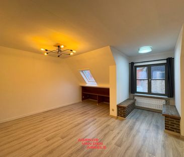 Gerenoveerd dakappartement - Photo 1