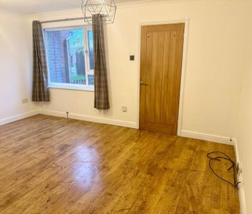 3 bedroom end of terrace house to rent - Photo 4