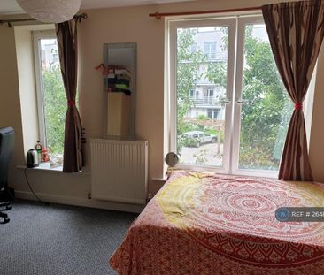 1 bedroom in a house share to rent - Photo 4