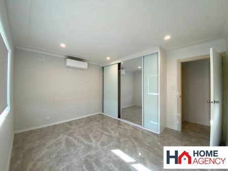 3 BEDROOM FAMILY HOME - Photo 2