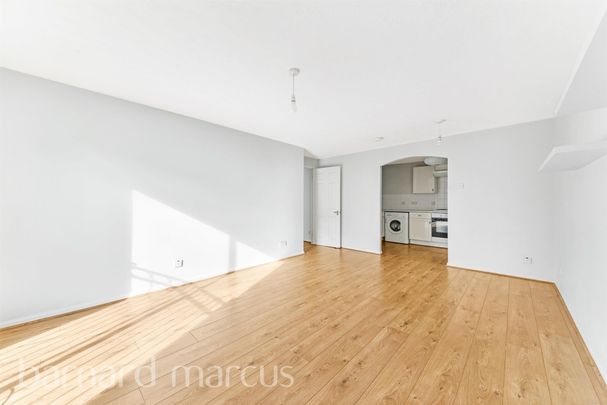 Burghley Hall Close, . - Photo 1