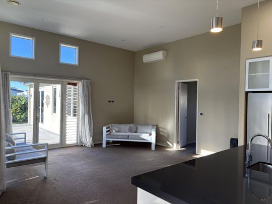 Modern Family Living - Photo 1