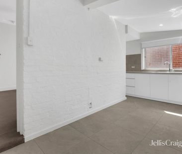 Renovated Two Bedroom Home in Brunswick - Photo 6