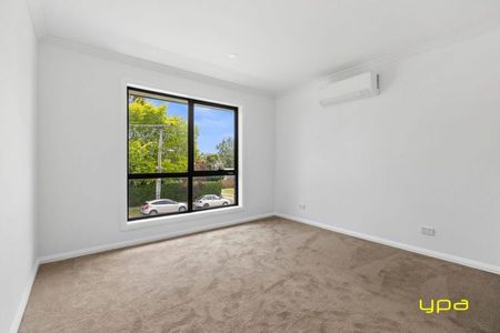 Brand New Spacious 4-Bedroom Home in Notting Hill - Photo 4