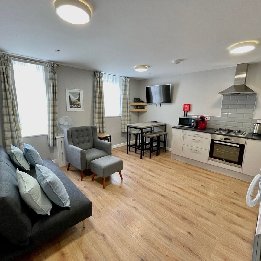 Beauchamp Street, CARDIFF - Photo 1