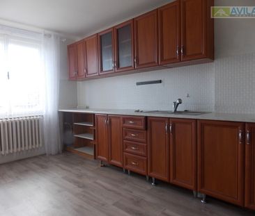 Pronájem bytu 3+1 70 m², Benešov - Fotografie 3