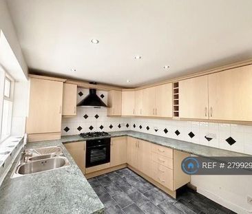 2 bedroom semi-detached house to rent - Photo 2