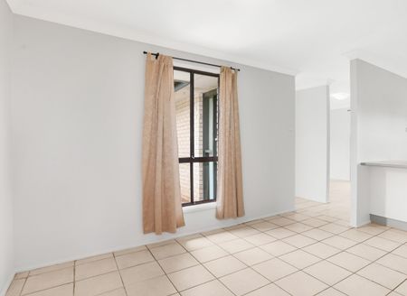 34 Golden Valley Drive, Glossodia NSW 2756 - House For Rent | Domain - Photo 5