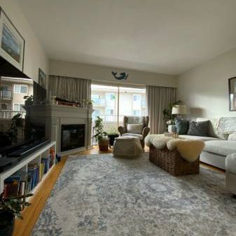 1 Bedroom Suite at Wellington Manor - Photo 4