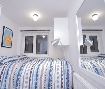 Windmill Lane – Room 2 - Photo 1