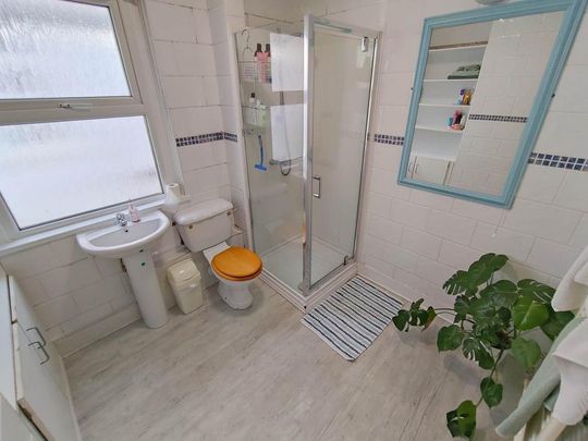 4 bedroom house to rent - Photo 1