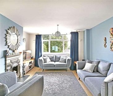 Rydes Hill Road, Guildford, Surrey, GU2 - Photo 3