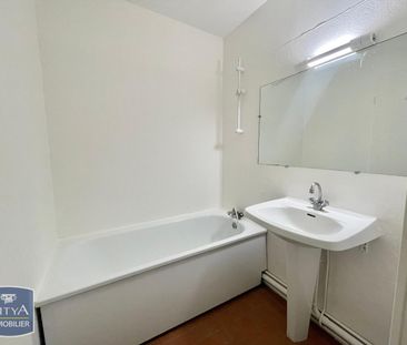 Location Appartement 1 pièce 32m² LYON 4ème - Photo 4