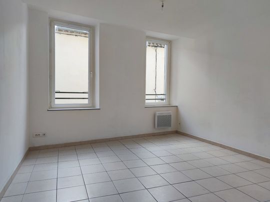 Location Appartement 3 pièces 43m² NARBONNE 11100 - Photo 1
