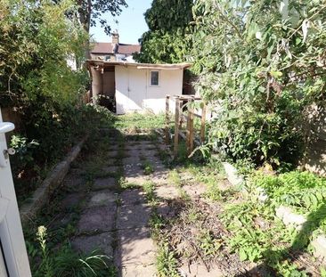 Room in a Shared House, Ashlin Road, E15 - Photo 4