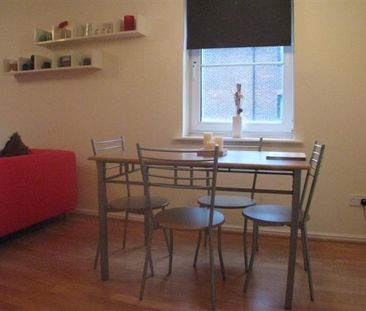 Waterloo Road, Liverpool - Photo 3