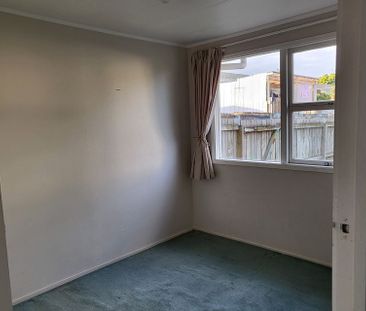 3 Bedroom House in Hillcrest Ready to Move in - Photo 4