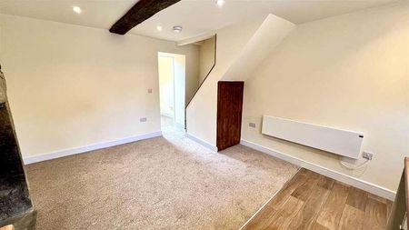 Huddersfield Road, Skelmanthorpe, HD8 - Photo 2